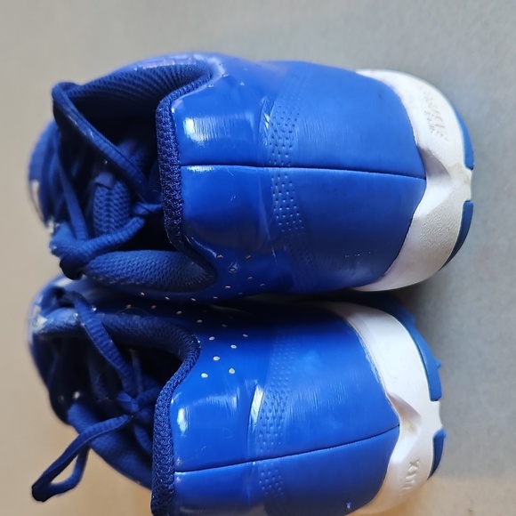 Blue Nike Softball Cleats - Picture 6 of 12